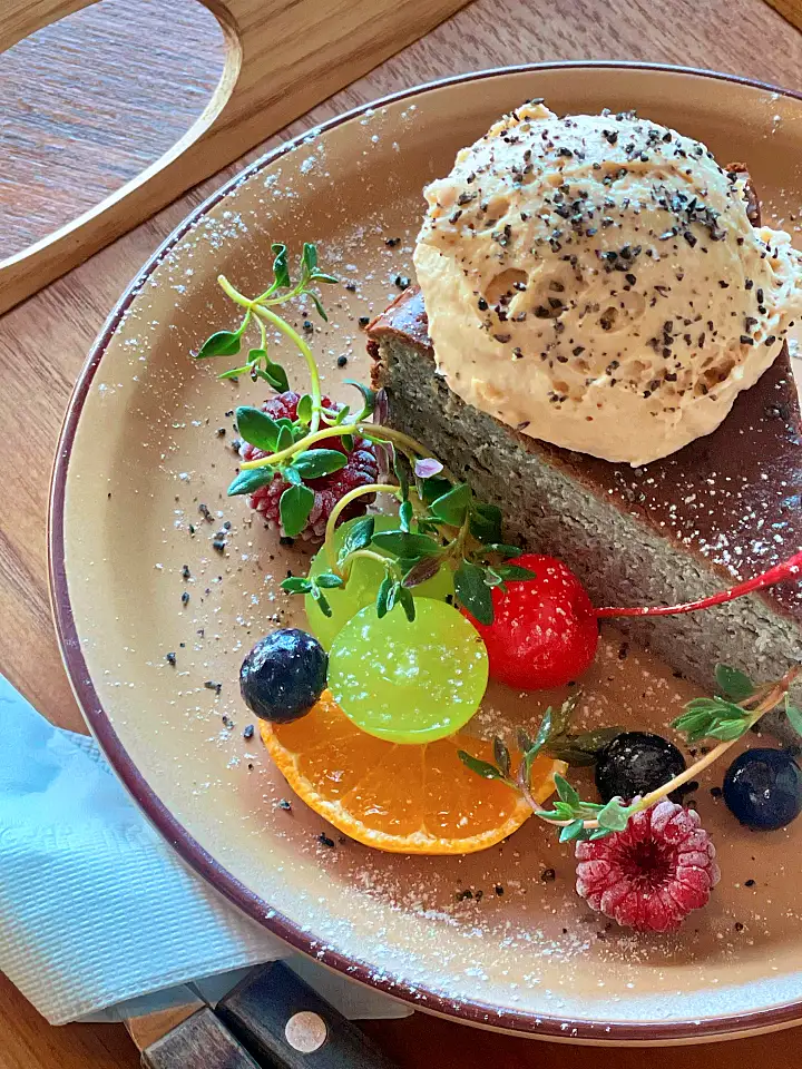 토요일은 밥이좋아 안동 디저트 카페 맛집 당근 흑임자 레어 치즈 케이크 현지인 추천 토밥 좋아 방송정보