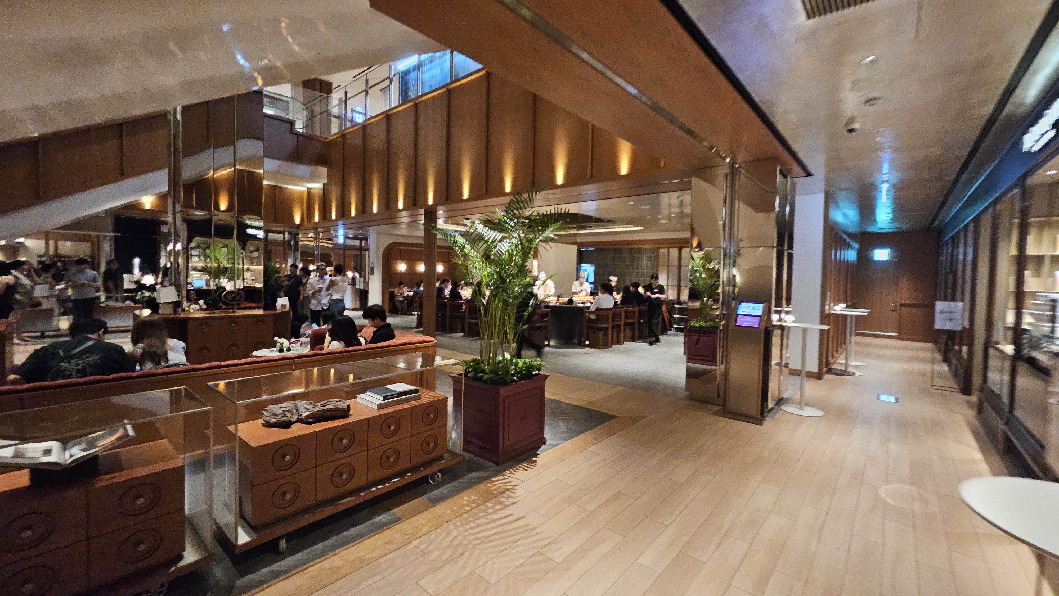 하우스 오브 신세계