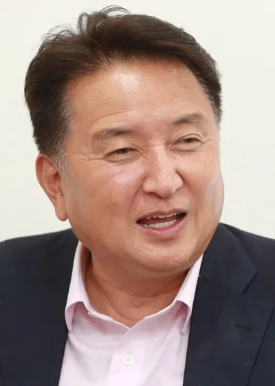 김영환 국회의원 충북지사 프로필