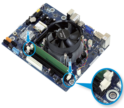 메인보드 위 메모리슬롯 사진