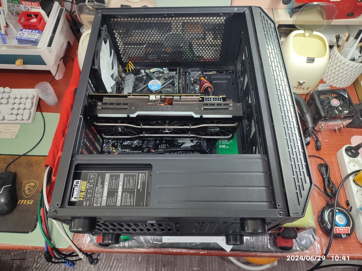 입고된 컴퓨터의 상태입니다.