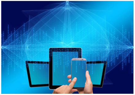 스마트홈 시스템이 음성 명령으로 집안을 제어하는 기술