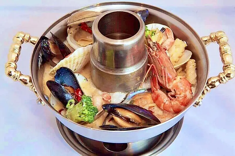 투데이 맛있는 메뉴 신선로크림파스타 & 뚝배기토마토파스타 맛있는 식당 추천 부산 서면 전포카페거리 맛집