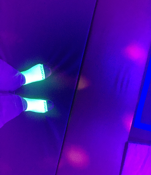 트램폴린장-야광양말