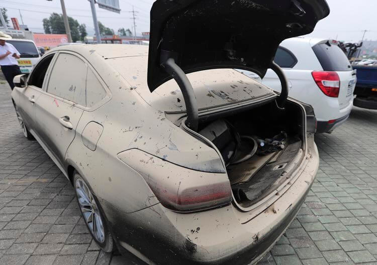 트렁크 내 스페어 타이어 공간 사진 1