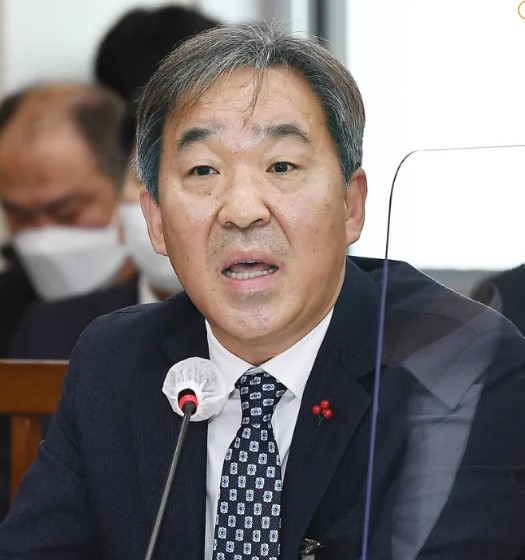 신임 한오섭 정무수석