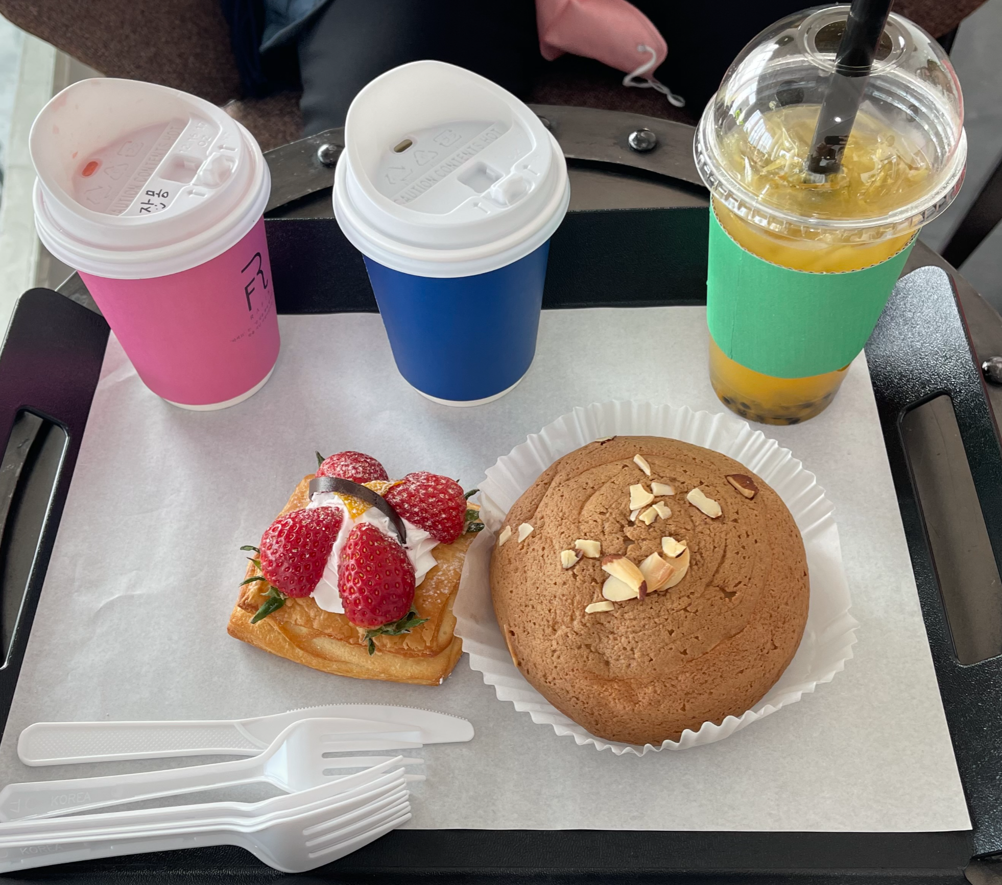 카페 라피끄 아메리카노, 에이드, 차, 베이커리