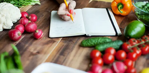 다채로운 한국 음식의 세계를 책으로 만나다