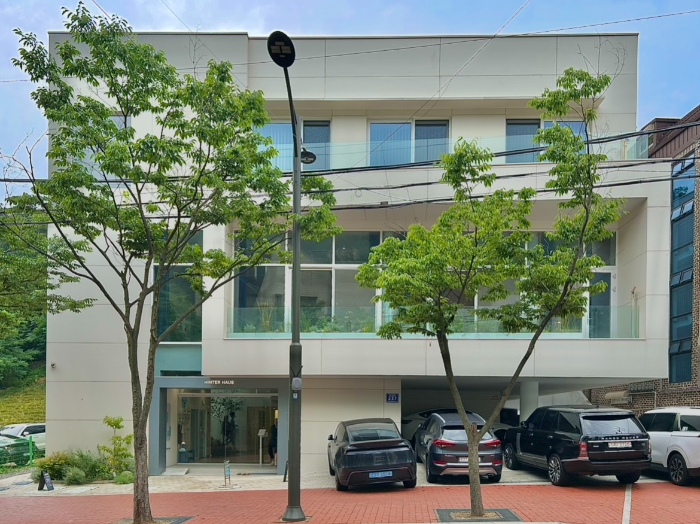 힌터하우스 주차장