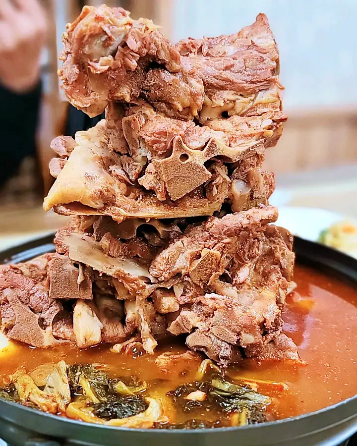 생방송오늘저녁 평택 소사벌 비전동 뼈다귀 감자탕 끝판왕 산더미 뼈탑 전골 맛집 추천