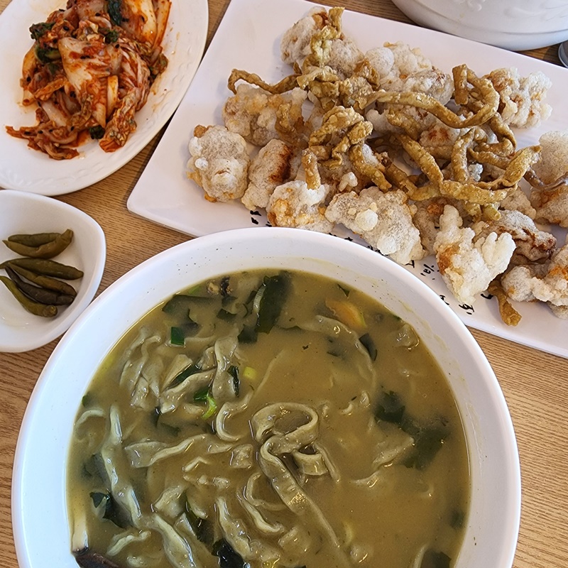 제주 마두천손칼국수 보말칼국수 탕수육