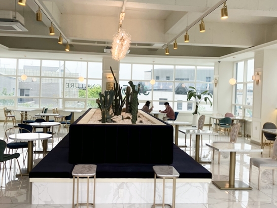 37.5브런치-김포점-2층-실내조명-인테리어