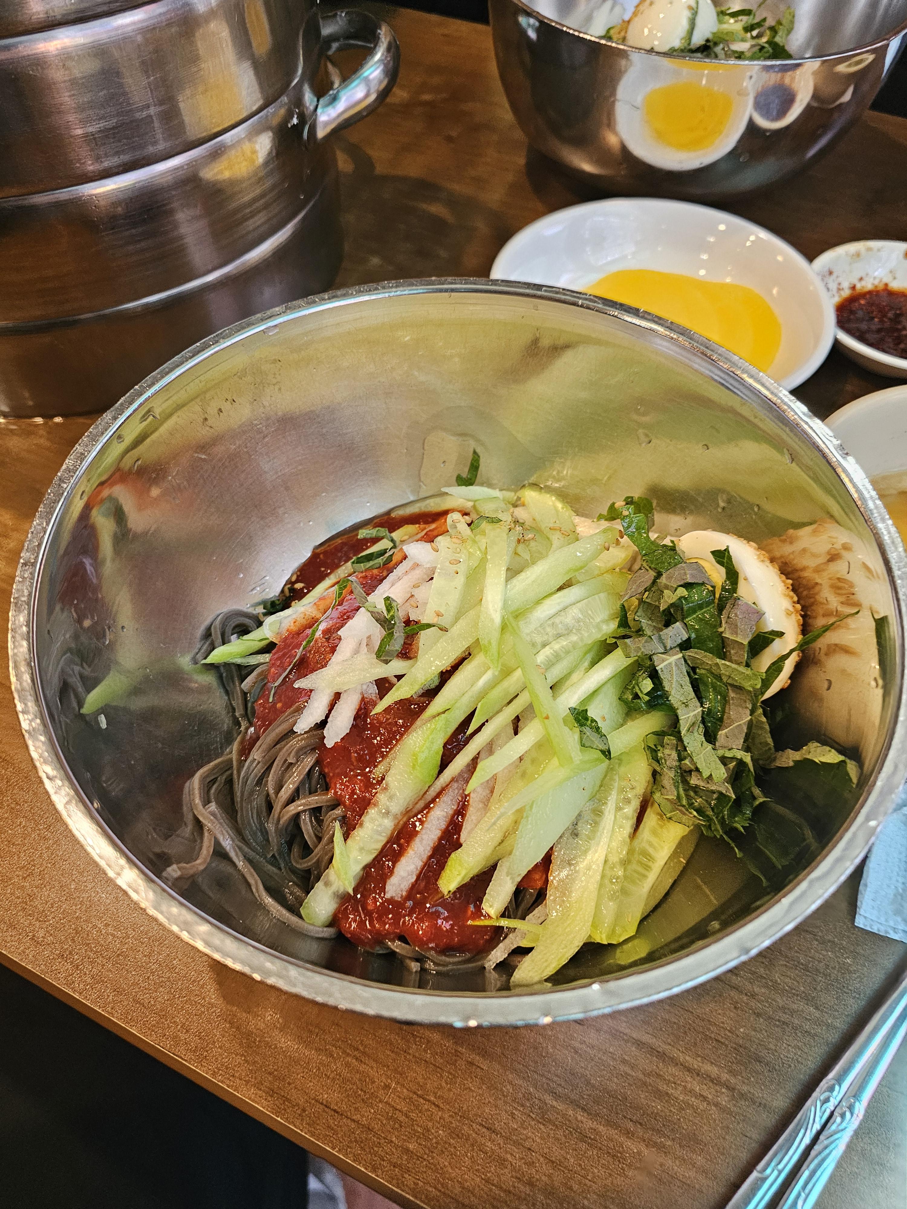 모밀비빔면