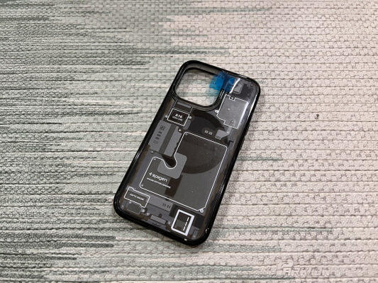 슈피겐 울트라하이브리드 맥세이프 맥핏 제로원 케이스