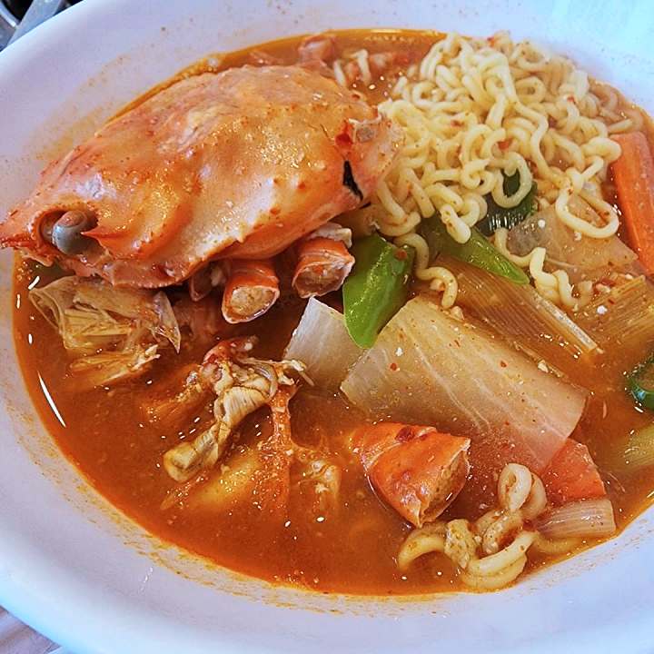 속초 맛집 추천 생방송투데이 홍게칼국수 홍게찜 게 요리 홍게탕 홍게라면 오늘방송 수요맛전