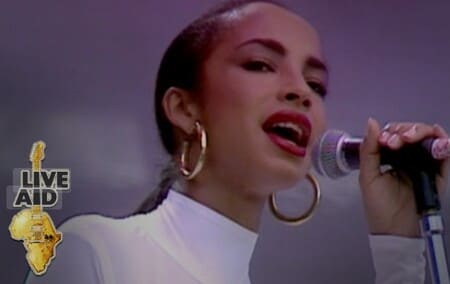 무대위에 샤데이