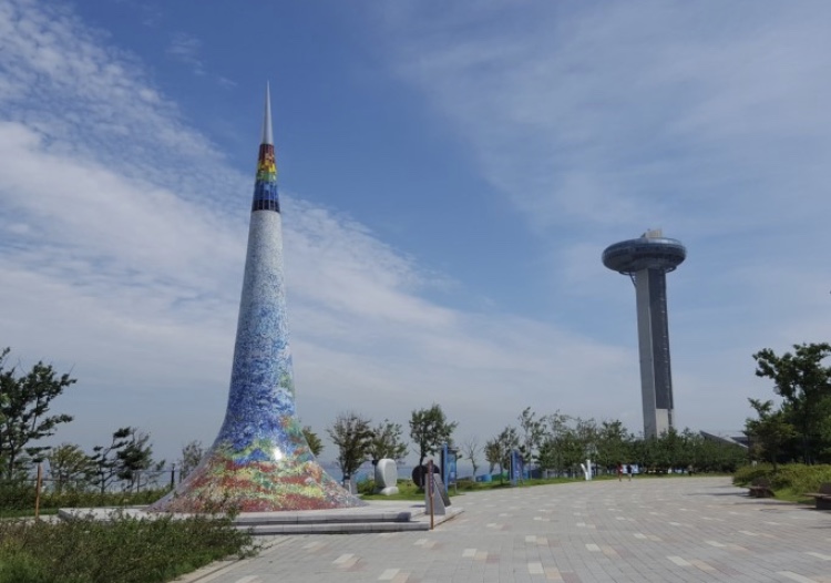 시화나래 휴게소 전망대 모습