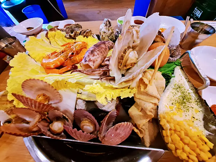 생방송오늘저녁 신설동 칼국수 사리 추가 대왕 조개찜 맛집 추천