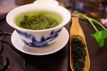 미세먼지-배출도움-녹차