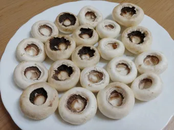 양송이버섯 제철 손질법과 볶음 요리 보관까지 전부 알려드립니다_7