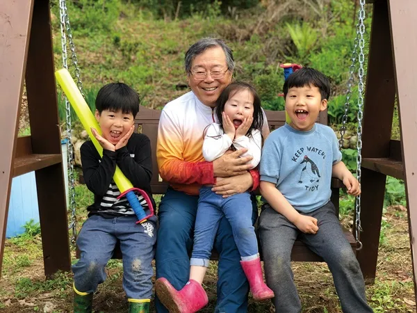 손주 사진 집안 실내 빛 방향 셔터속도 흔들림 방지_1