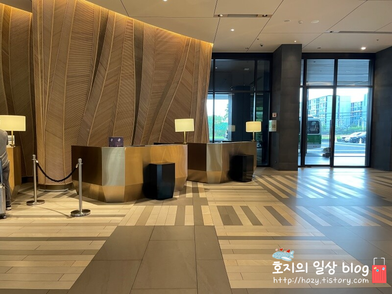 방콕 코트야드 메리어트 에어포트 체크인 카운터