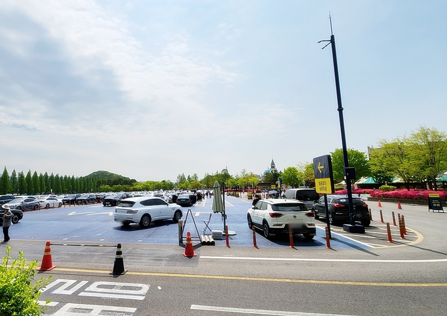 이미 만차인 유료주차장