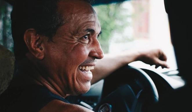 [돈 버는 정보] 자동차보험료 할인 받는 방법 - 고령 운전자 교통안전교육 서비스