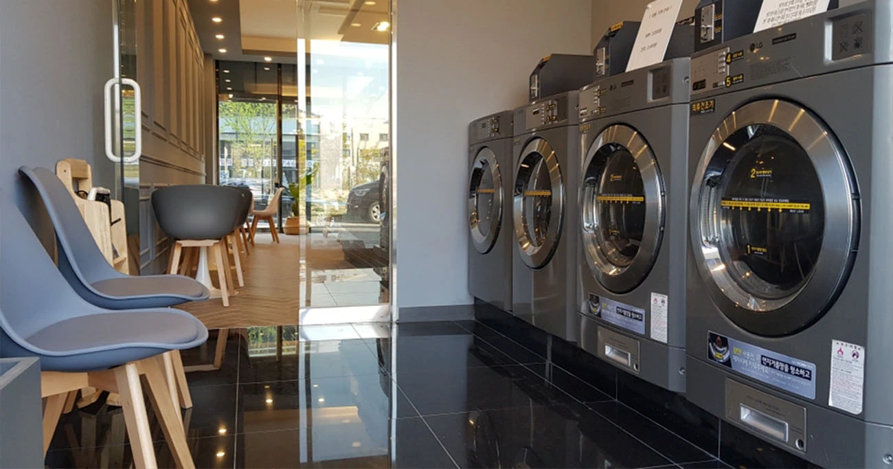 셀프빨래방 카페