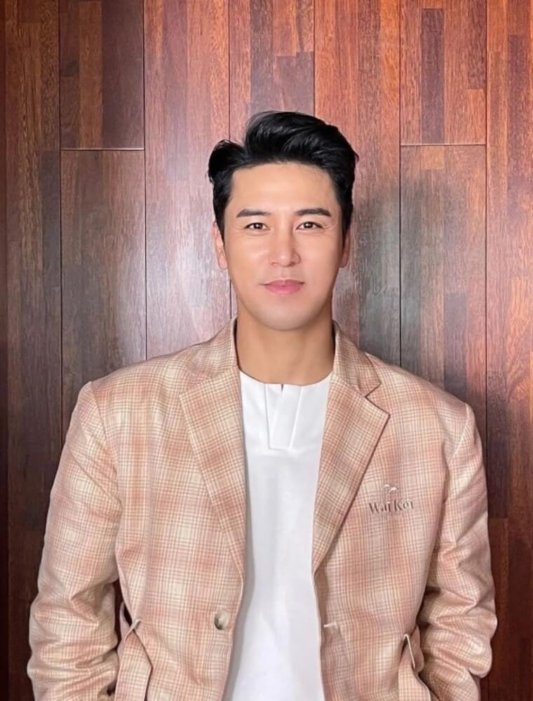 가수 장민호