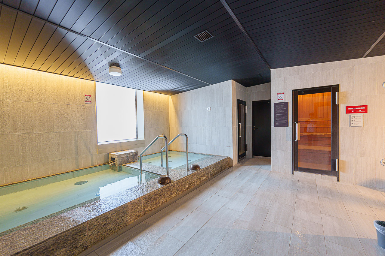 Hotel Collective, Naha: A Connecting-Room Stay on Kokusai Street — original photograph 14
