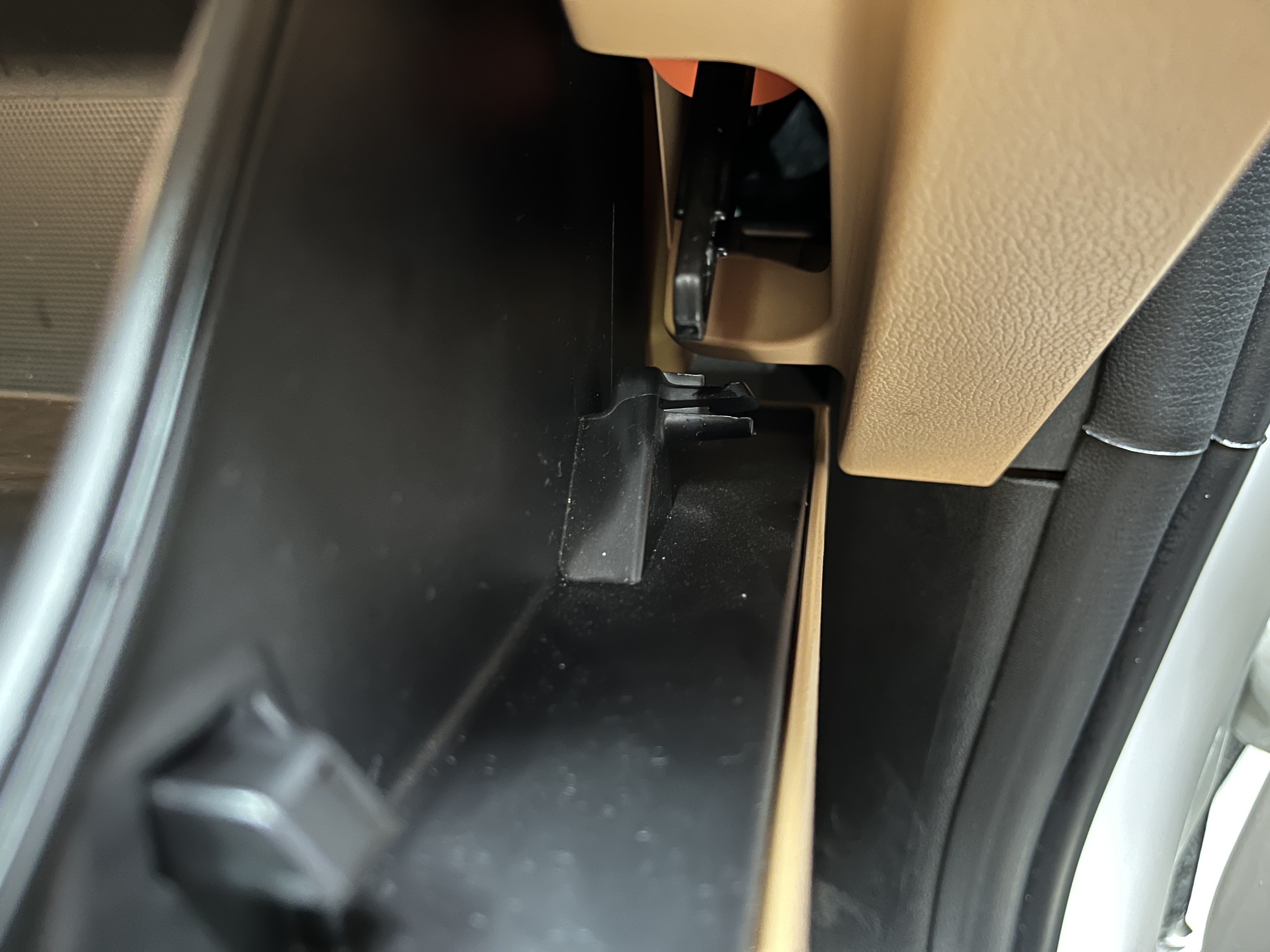 쏘렌토(MQ4) 23년형 에어컨필터 교체방법