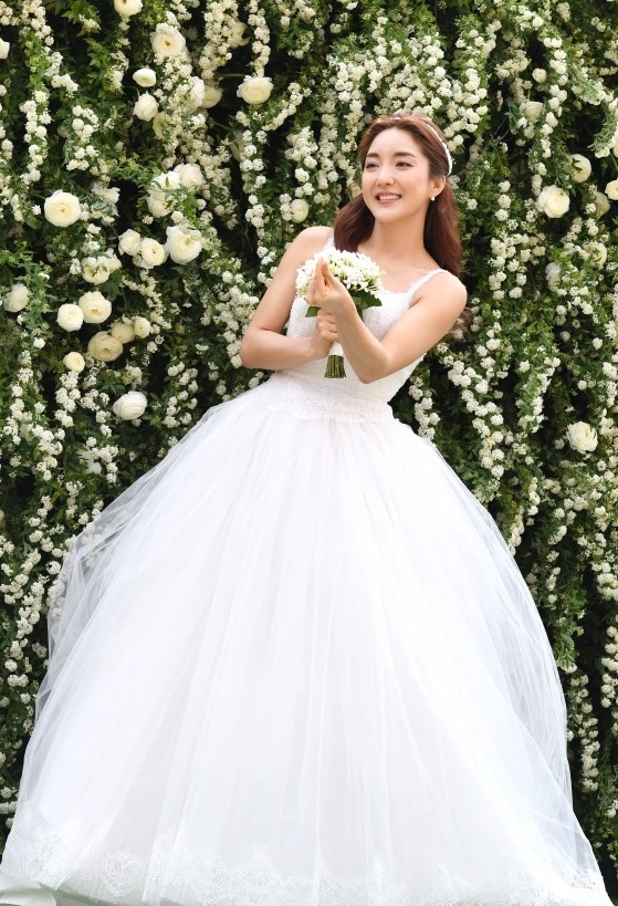 바다 웨딩드레스