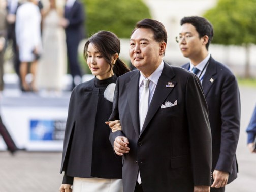 김건희 명품쇼핑 의혹과 비판