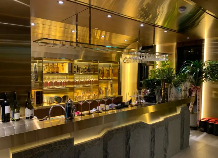 에이오-매장내부