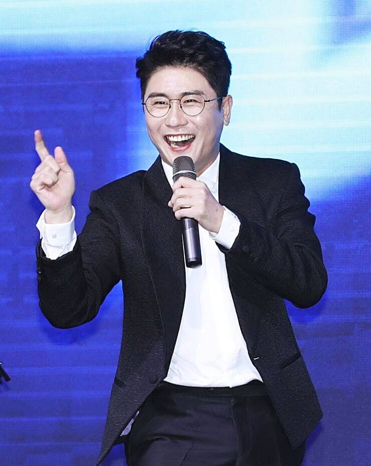 가수-영탁