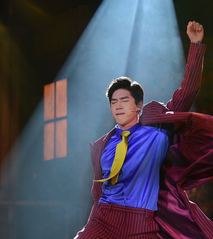 홀연했던 사나이의 멋진등장 모습