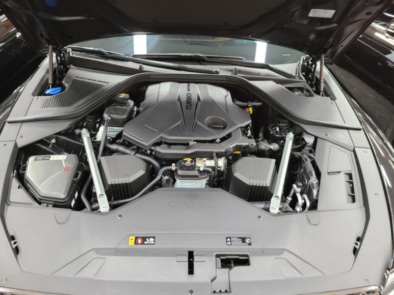 제네시스 G80 엔진룸