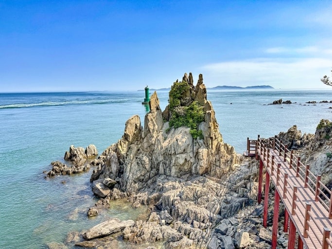 대이작도 해안가 트레킹 데크 사진