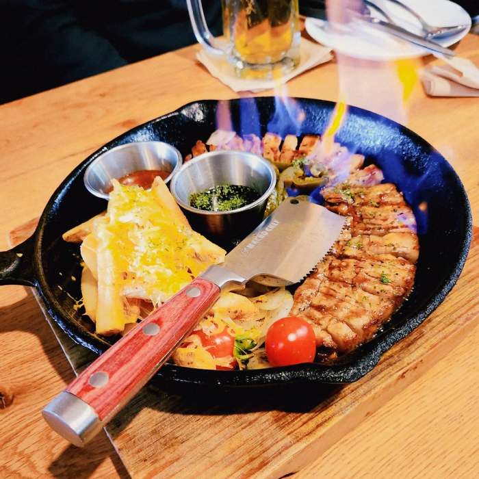 네모세모 천안 맛집 마초 삼겹 스테이크 스텔라 피자 맛있는 가게