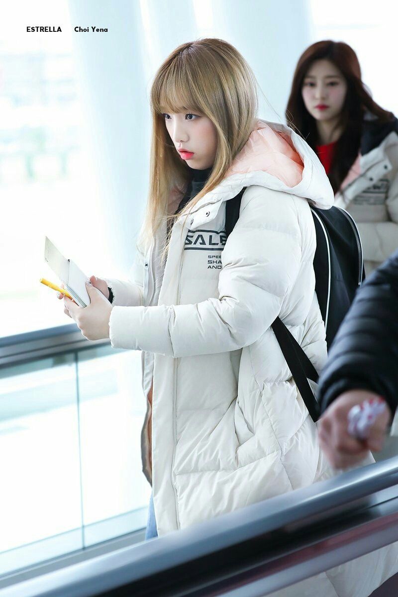 아이즈원 최예나 귀여운 매력어필