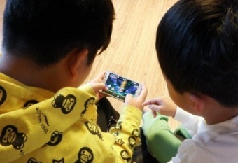 초등학생 스마트폰 사용은 이렇게 하는게 좋아요
