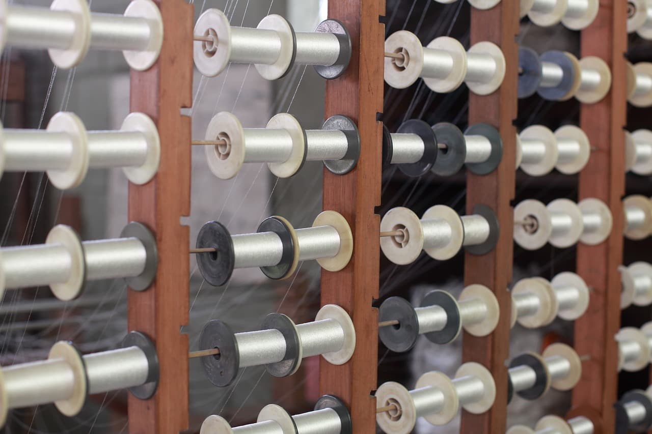 박테리아 셀룰로오스(Bacterial Cellulose Fiber) 대체 섬유: 의류 산업에서의 가능성