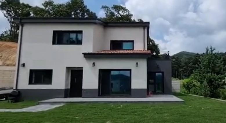 신축 전원주택 매매 - 전북 장수군 계북면, 충남 서산시 팔봉면 금학리, 충북 음성군 소이면 충도리, 경남 밀양시 삼랑진읍 우곡리, 경기도 이 천시 신둔면 인후리