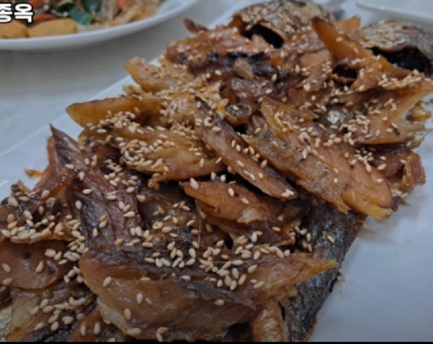 세종-간장꽃게장-세종옥-보리굴비