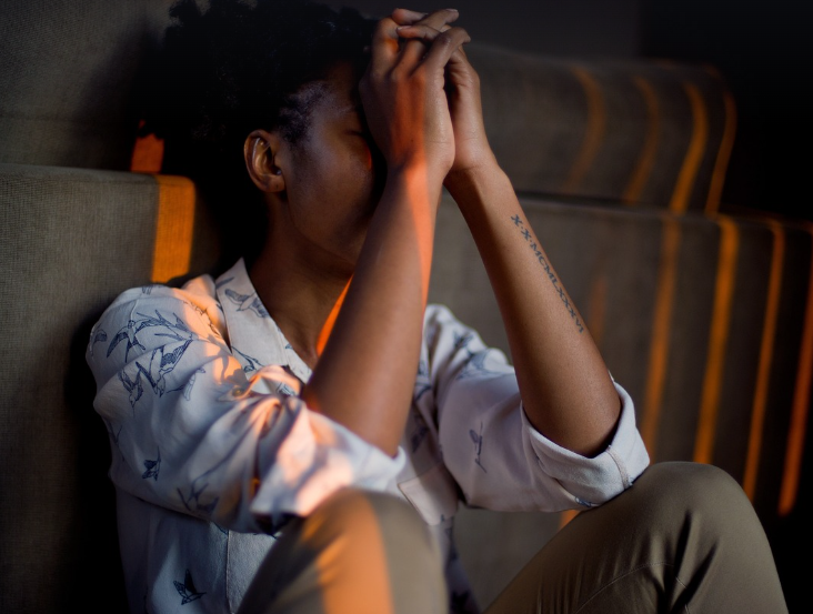 감정 소비와 피로의 상관 관계