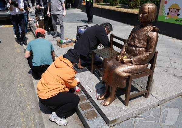 평화의 소녀상 철창 철거 의미와 향후 보수 작업 일정, 6년 만의 해방!