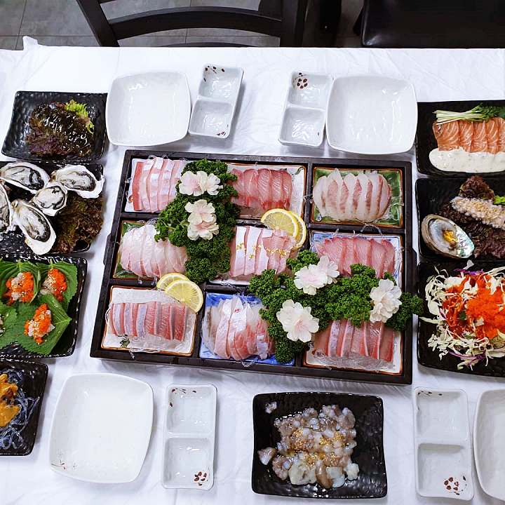 트렌드스페셜 인천 영종도 신선하고 쫄깃한 회 랍스터 가리비 한상 세트 횟집 맛집