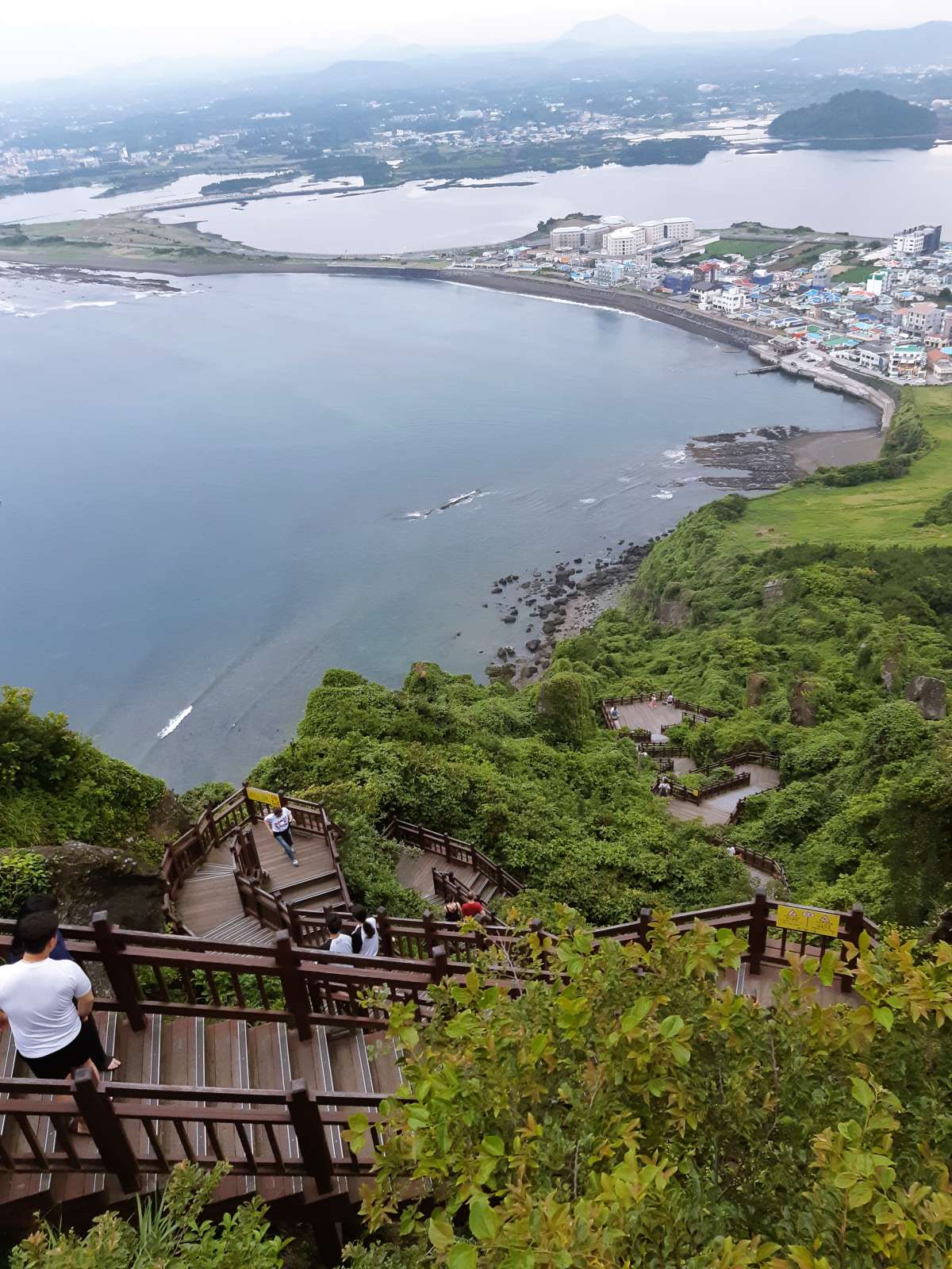 성산일출봉 험한 데크길