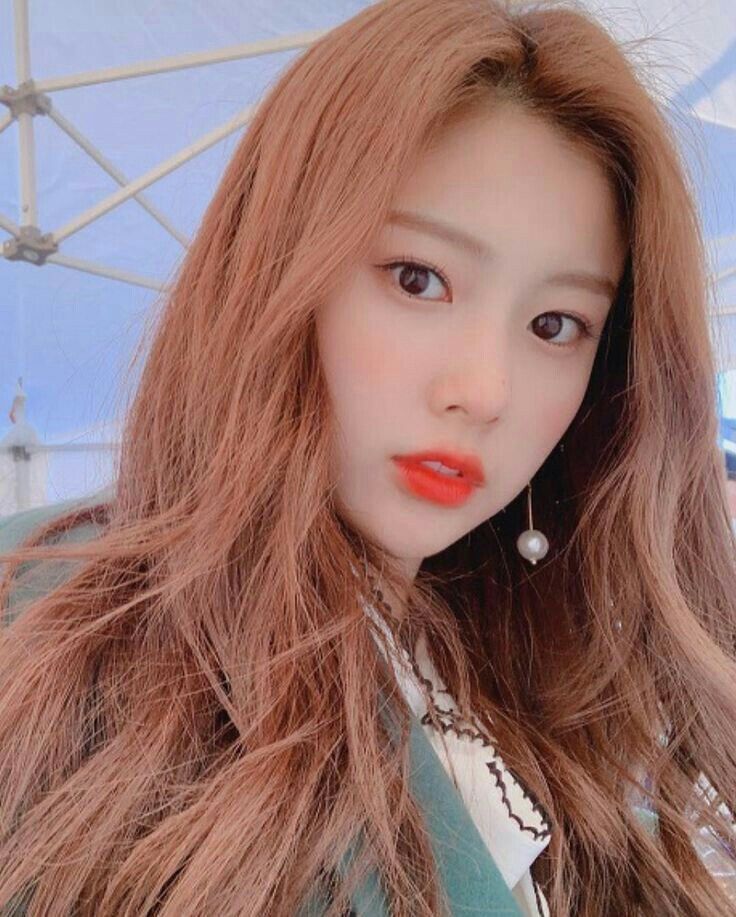 예뻐보이는 아이즈원 강혜원